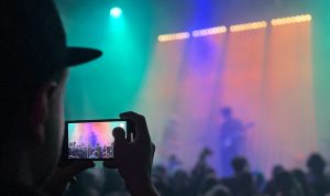 Teknik Pengaturan Settingan Kamera iPhone buat Fancam Konser Lebih Tajam : Dutaponsel