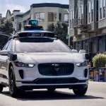 Koper Penumpang Masih Ada Dibagasi, Robotaxi Ini Malah Melenggang Pergi • Dutaponsel