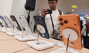Daftar 10 Smartphone Terlaris Q1 2026: Seri iPhone 17 Kuasai Peringkat 3 Luas : Dutaponsel